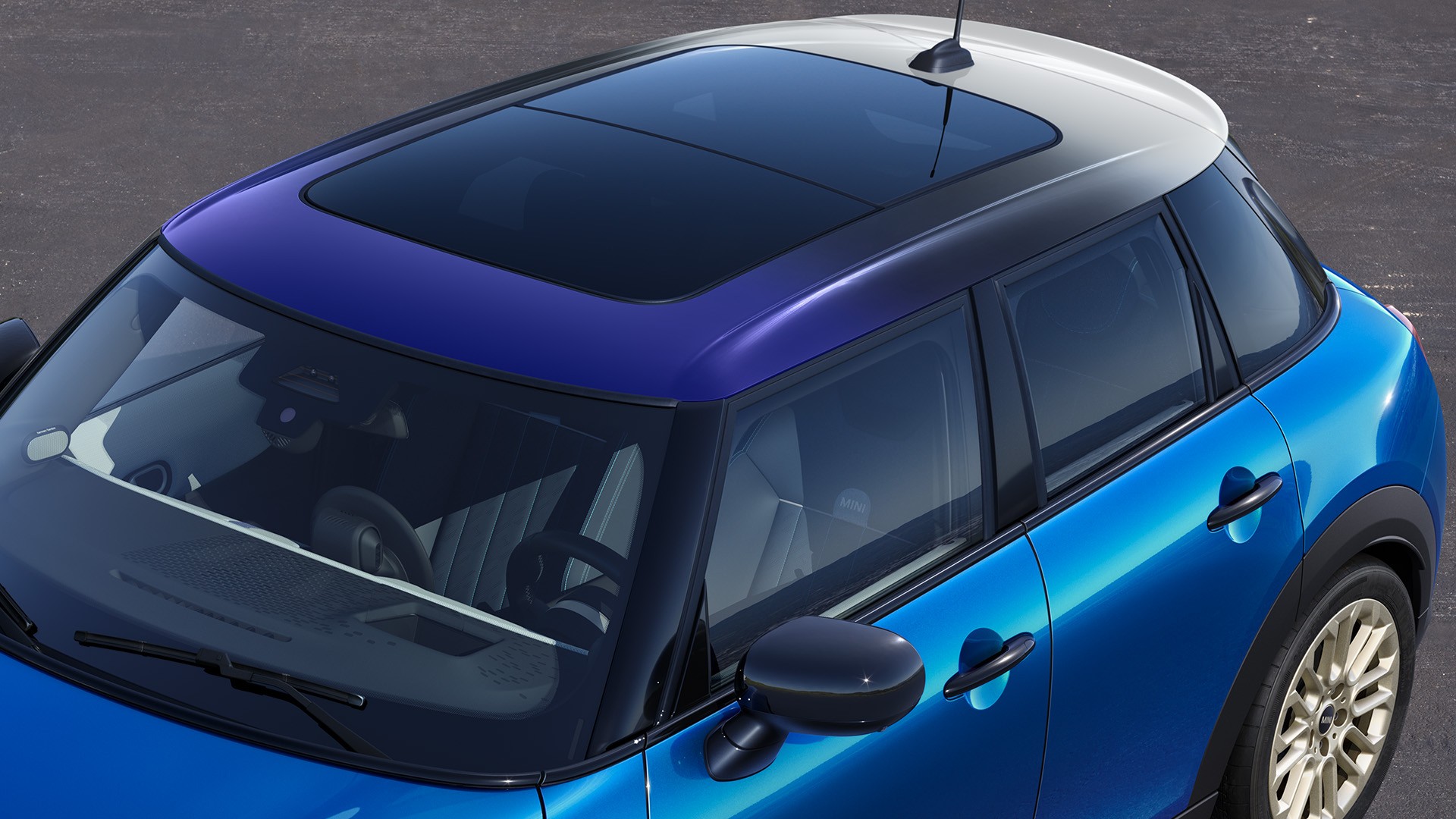 MINI Cooper 5-Door – exterior highlights – sky/panorama roof